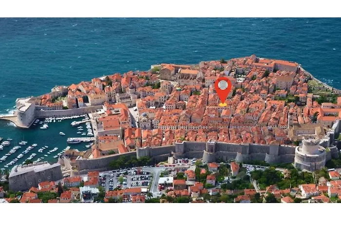 Throne Of Dubrovnik Room 2